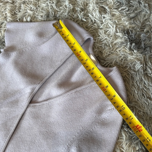 Wilfred Lavender Ribbed Wrap Top - Picture 8 of 11